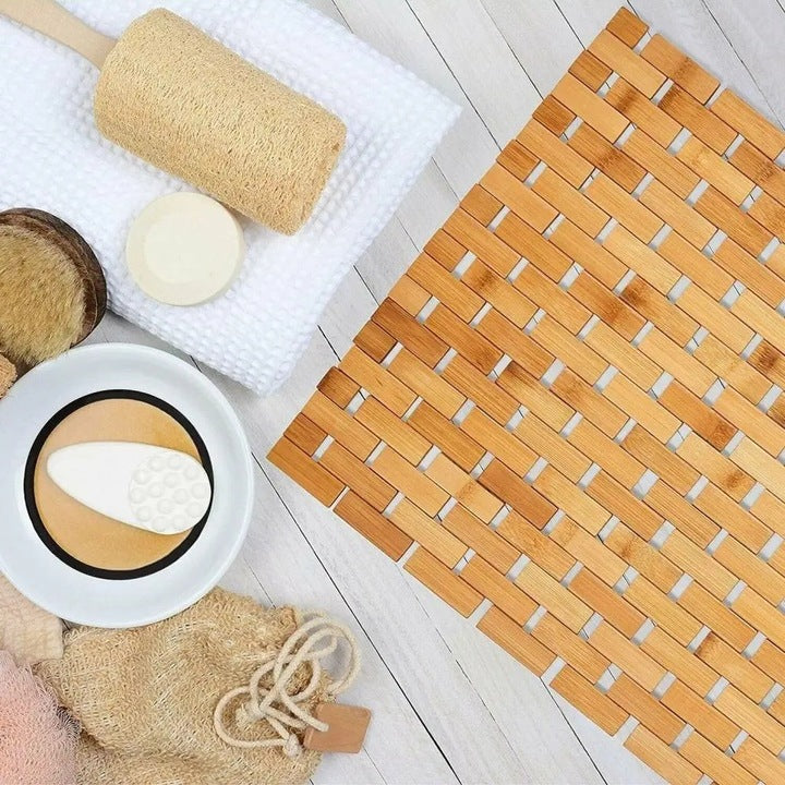 Covoras de baie din bambus, Zola, previne alunecarile, rezistent la umiditate, 60x40 cm, maro Covoras de baie din bambus, Zola, previne alunecarile, rezistent la umiditate, 60x40 cm, maro